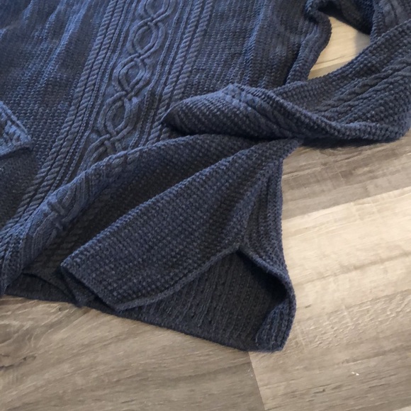 Grey Sweater - Picture 5 of 5